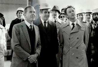 Edward Bronfman (left)