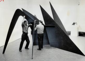 Meet Bucephalus. Bolting together Bucephalus, a three-ton stabile by Alexander Calder, are workmen at the Toronto Art Gallery. Bucephalus will be the (...)