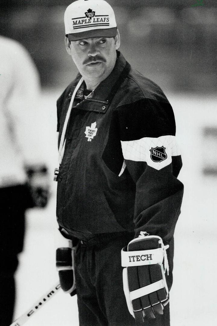 Quick workers: From left, Maple Leafs' Peter Zezel, Doug Gilmour, coach Pat Burns and John Cullen need a fast start in New Jersey tonight