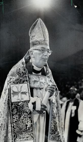 Primate of Canada, Most Rev. Howard H. Clark of Winnipeg enters Mapel Leaf Gardens for opening service of Anglican Congress last night