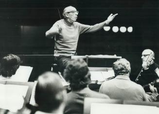 Conductor Aaron Copeland with the toronto symphony