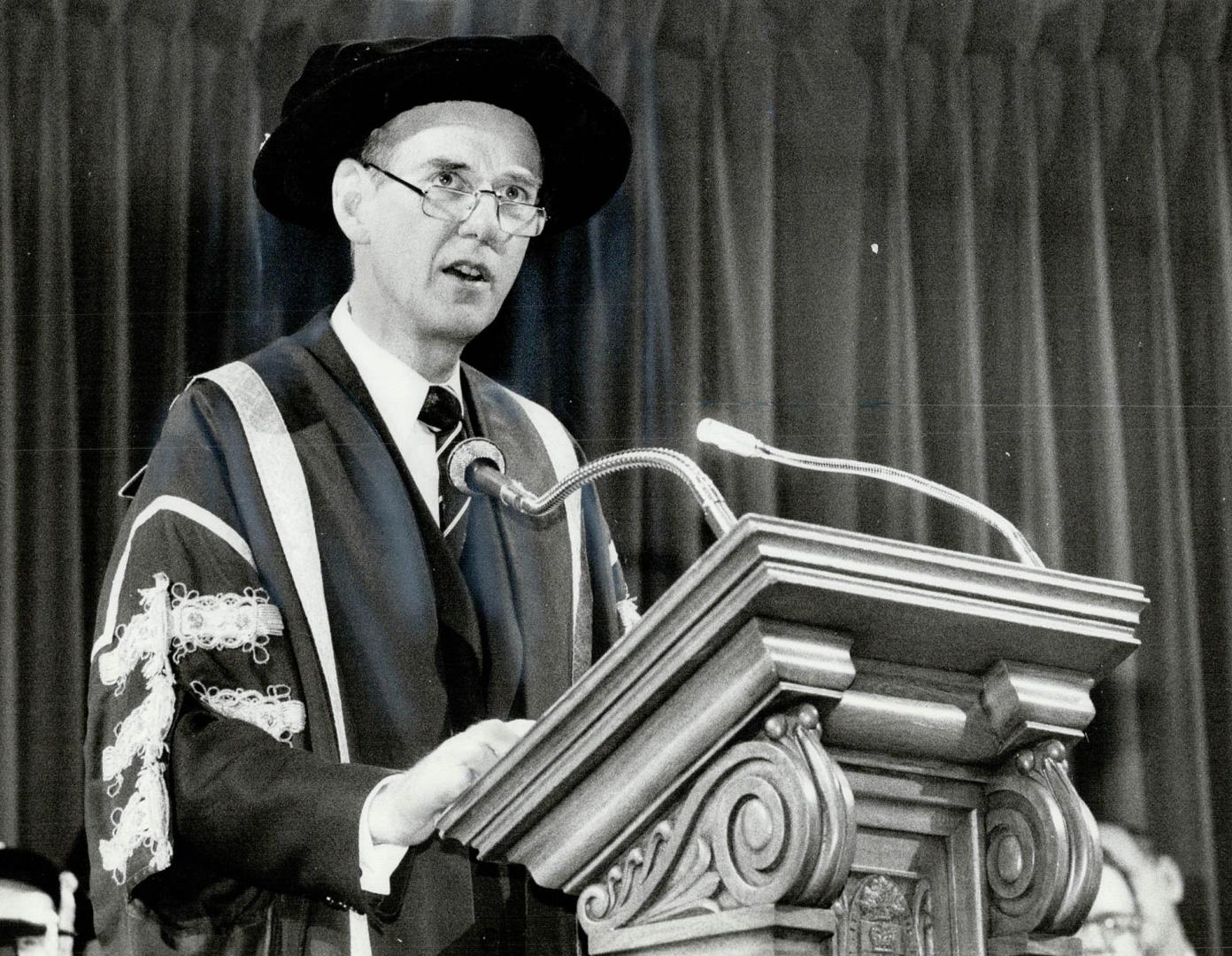 New president: George E. Connell was installed as the president of the University of Toronto yesterday. In his address, he criticized governments for (...)