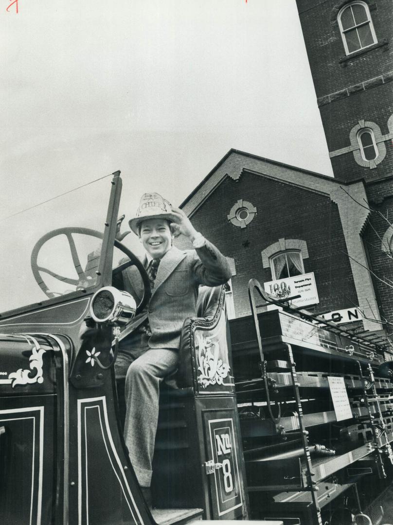 Mayor is chief for a day. Toronto's fire department inaugurated its centennial celebrations yesterday with official opening of College St. station. Ma(...)