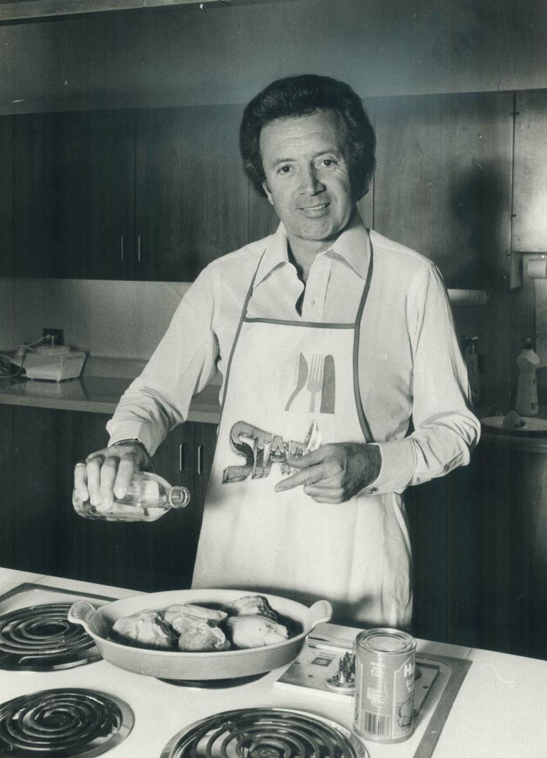 Boys in the band used to profit from Vic Damone's passion for cooking but as his stage tour expanded to 47 weeks a year, it got harder to travel with a full set of pots and pans