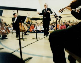 Victor Di Bello conductor