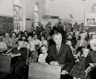 John Diefenbaker returns to old desk in Greenwood School