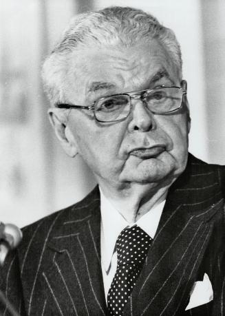 Diefenbaker, John (portraits 1974 - 1975)