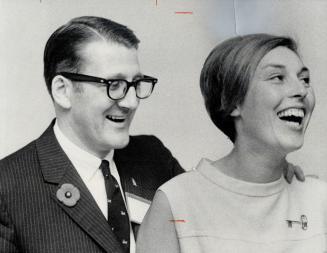 New President of the Ontario Progressive Conservative Association, Alan Eagleson, and his wife smile happily after his election on first ballot last n(...)