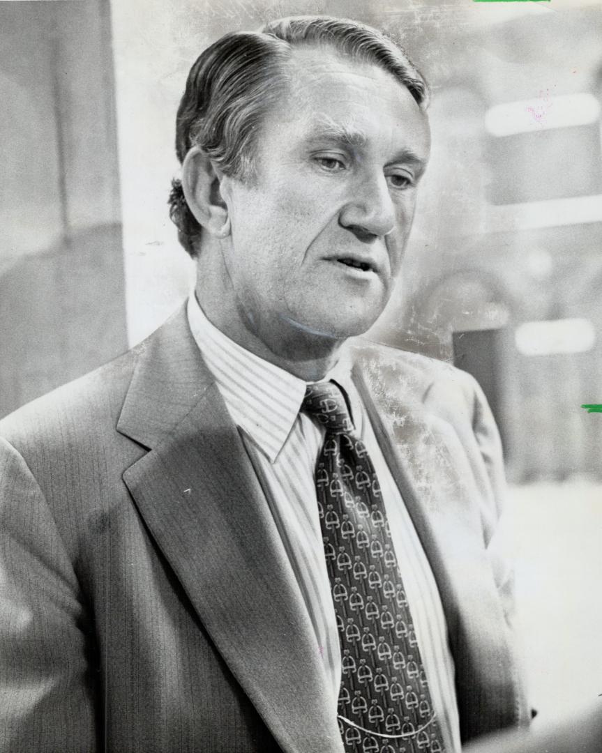 Malcolm Fraser: Now unpopular