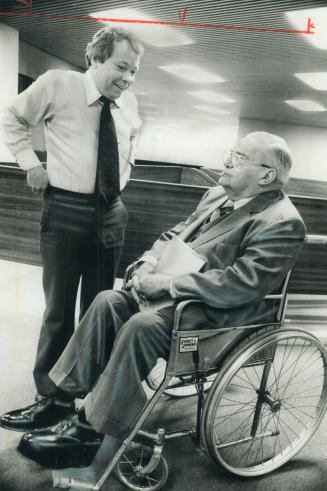 This will be my last effort, 82-year-old Fred Gardiner tells Mayor David Crombie before appearing before a committee meeting yesterday to seek one mor(...)