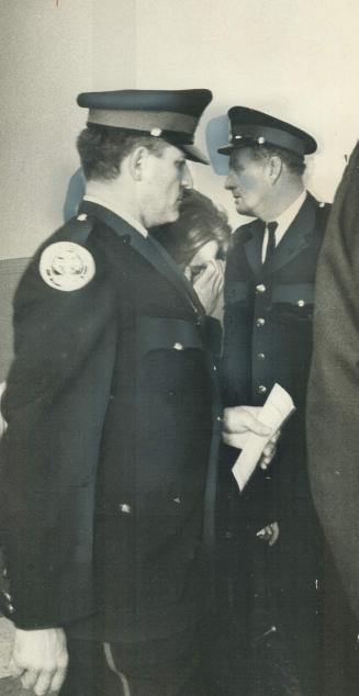 Barbara Irene Wilson with police, Seventeen-year-old girl is escorted into court today