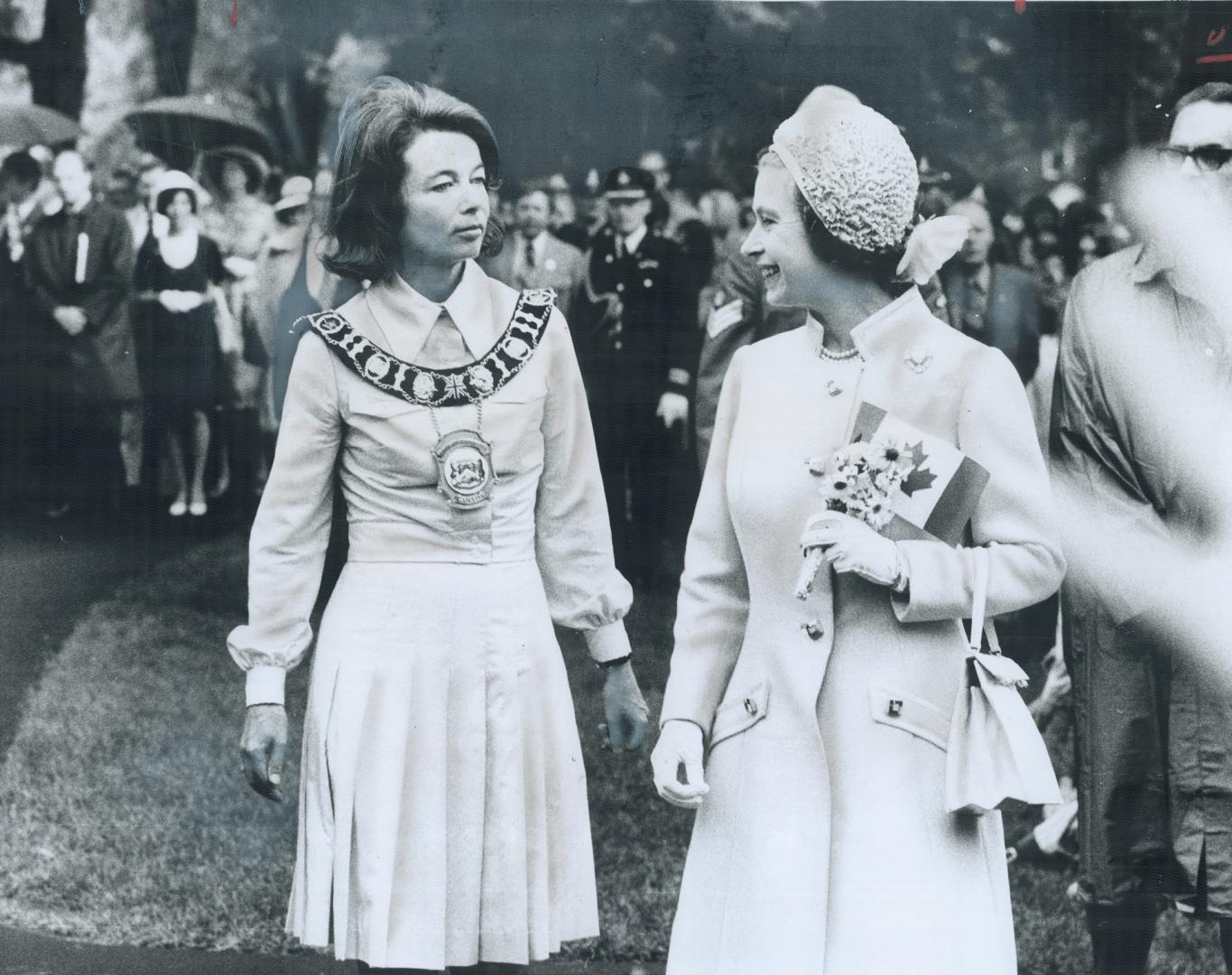 London Mayor Jane Bigelow stands beside the Queen in Victoria Park yesterday