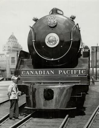 Royal Tours - King George VI and Queen Elizabeth (Canada May 1939) Cars, Trains, Etc