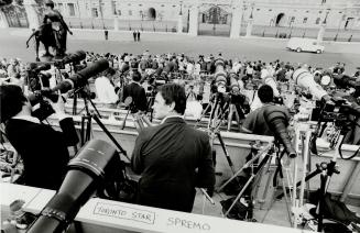 Royal Family - Prince Charles and Lady Diana (Royal Wedding) Misc