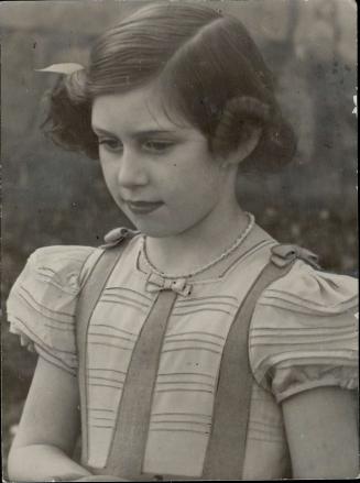 Royal Family - Margaret Rose, Princess (1932- 1940)