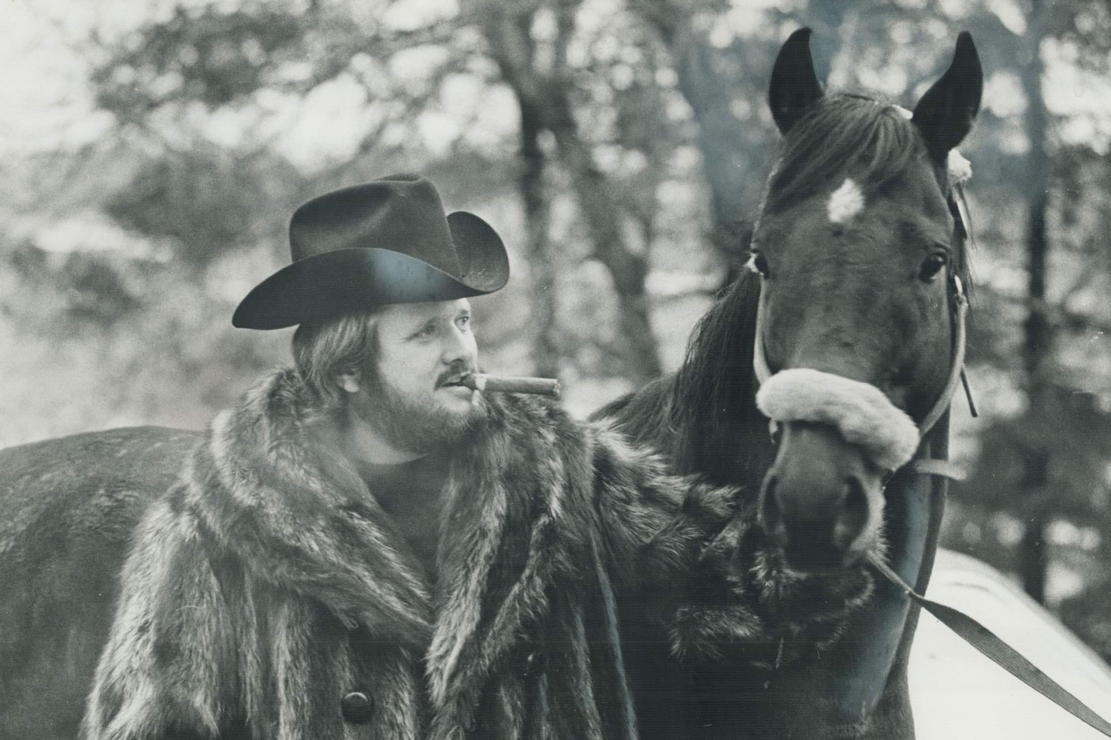 Canada's king of rockabilly music, Rompin' Ronnie Hawkins has deserted the Yonge St