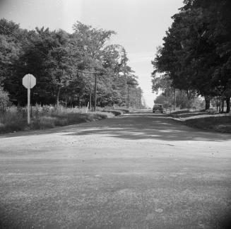 Looking south from Steeles Avenue along a short section of Bathurst