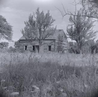 Coulson log cabin (1815-1956) on the northwest corner of Victoria Park Avenue and Parkwoods Village Drive