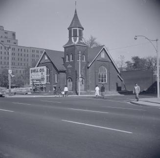 Baptist church being demolished, northeast corner of Edward St