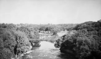 Old Dundas St., bridge over Humber River, looking south. Toronto, Ontario