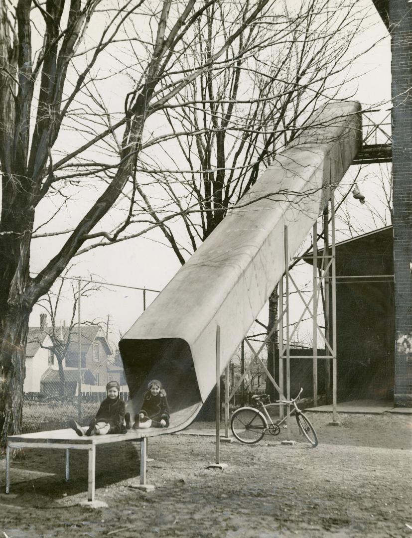 Teachers can't keep children off this fire escape