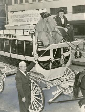 Stage-coach carries Toronto's greetings to Bath