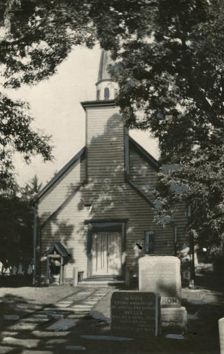 Miss McCarthy wed in Mohawk chapel