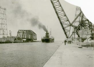 Death car plunged off the open Burlington bridge last night into 26 feet of water in the canal