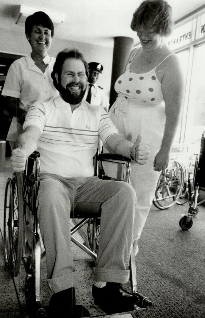 Feeling fit: Bill Hofland: sporting a broad smile as he leaves hospital: was looking forward to a few cold beer this weekend