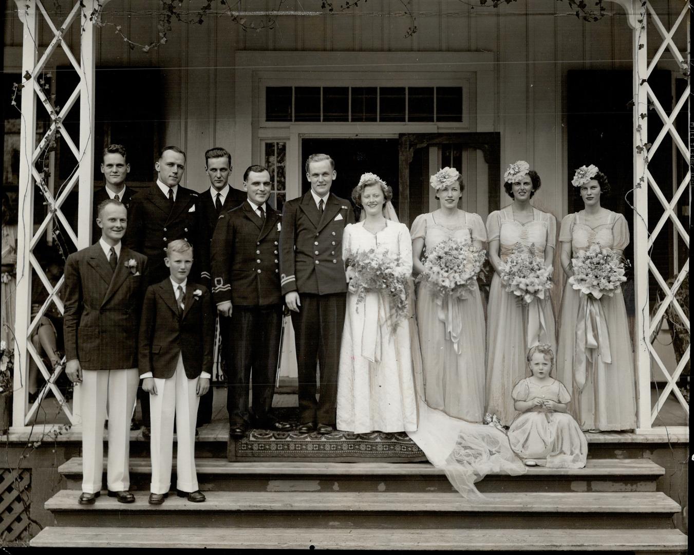 Hon. C. D. Howe's son marries Susan Ann Kenny. Of wide interest was the marriage on Monday of Miss Susan Ann Kenny. daughter of Mr. and Mrs. R. M. Ken(...)