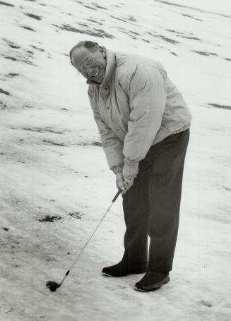 Teeing up. Football Hall of Famer Russ Jackson, honorary chairman of the Peel Lung Association's Polar Chilli Golf Tournament at Chinguacousy Park in Brampton