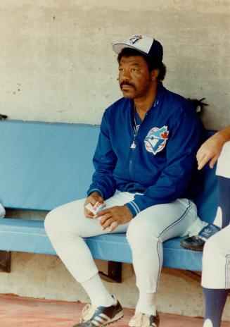 Ruffled feathers. Jays Damaso Garcia, above, and Cliff Johnson ruffled each others feathers last night. Garcia suggested big Cliff move his butt out o(...)