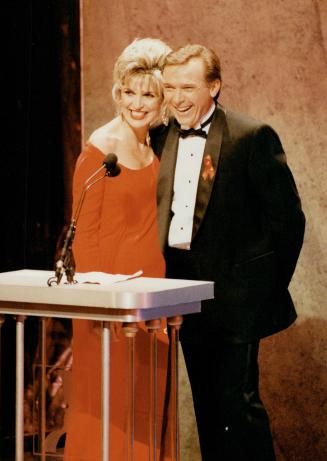 CTV's Shirley Solomon and Global newsman Peter Kent grace podium at last night's Gemini Awards in the Toronto Convention Centre