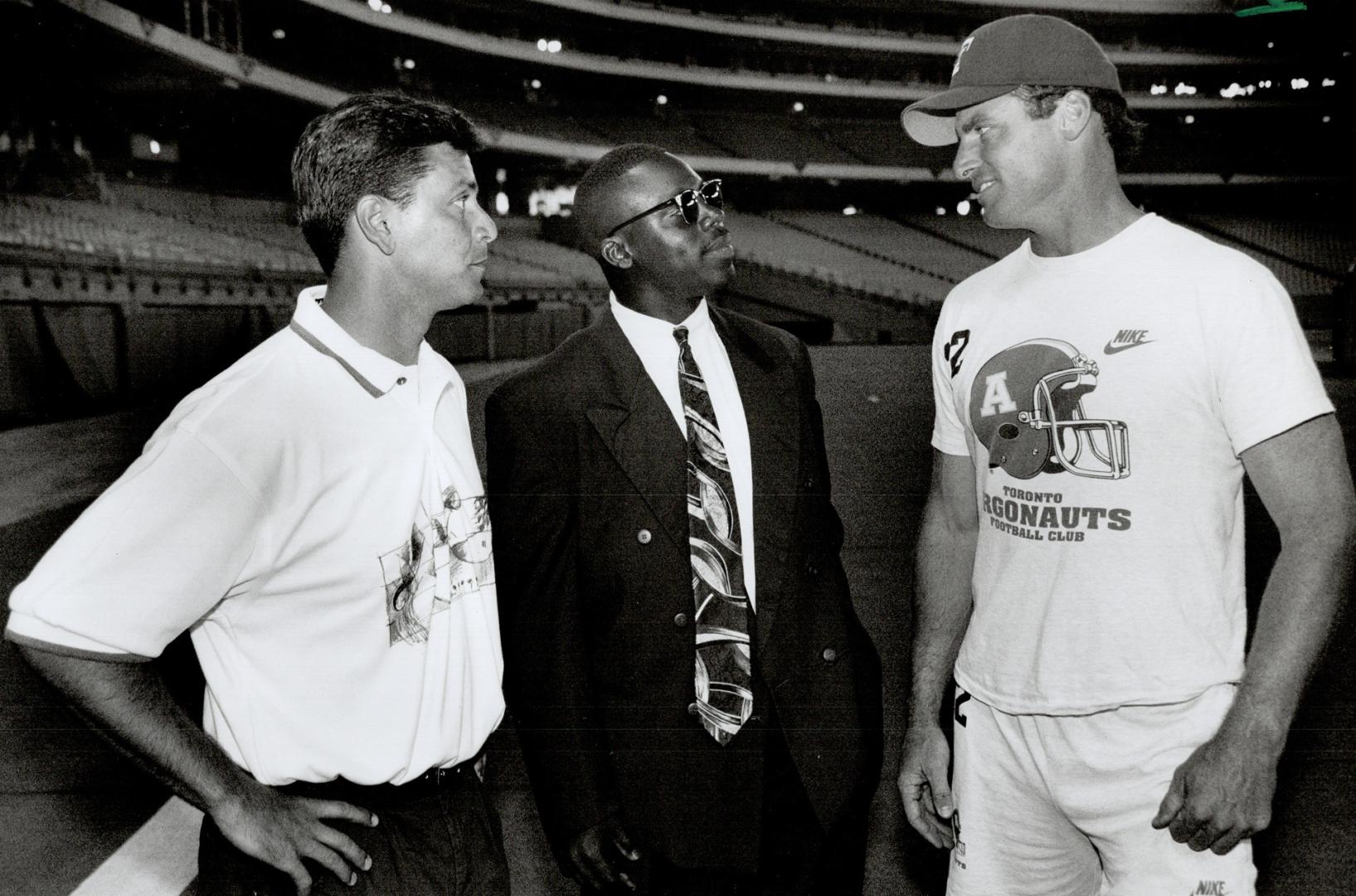 Mike Kerrigan (R) with Tracy Ham and John Congemi (L)