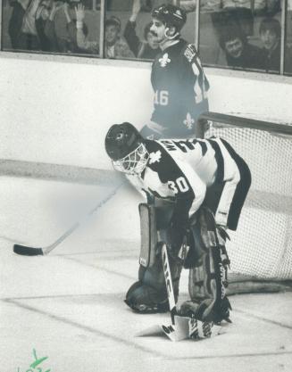 Paper Leaf: As if facing 53 Quebec shots wasn't enough, young Leaf gaolie Ken Wregget had to put up with paper airplanes fired from the stands as the Nordiques ran up the score