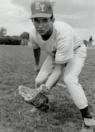 Derek Gauthier. Position: Shortstop, School: East York Golilaths, League: Toronto Secondary Schools'East York, Grade: 13, Age: 18, Heights: 5-foot-10 (...)