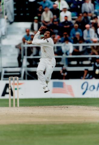 Saleem Malik and Pakistan Bowler