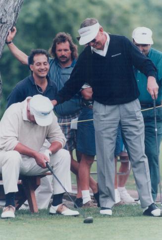 Bruce Devlin, Shares a Joke with Bob Goalby