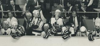 What happened? The Leafs' bench is the picture of gloom after the final buzzer sounded last night with Toronto on the short end of a 4-2 score against(...)