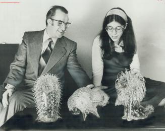 The art of glass is a new gallery opened by Toronto crystal importer, Joseph Markovic, shown here with his daughter, Debbie. The gallery in First Cana(...)