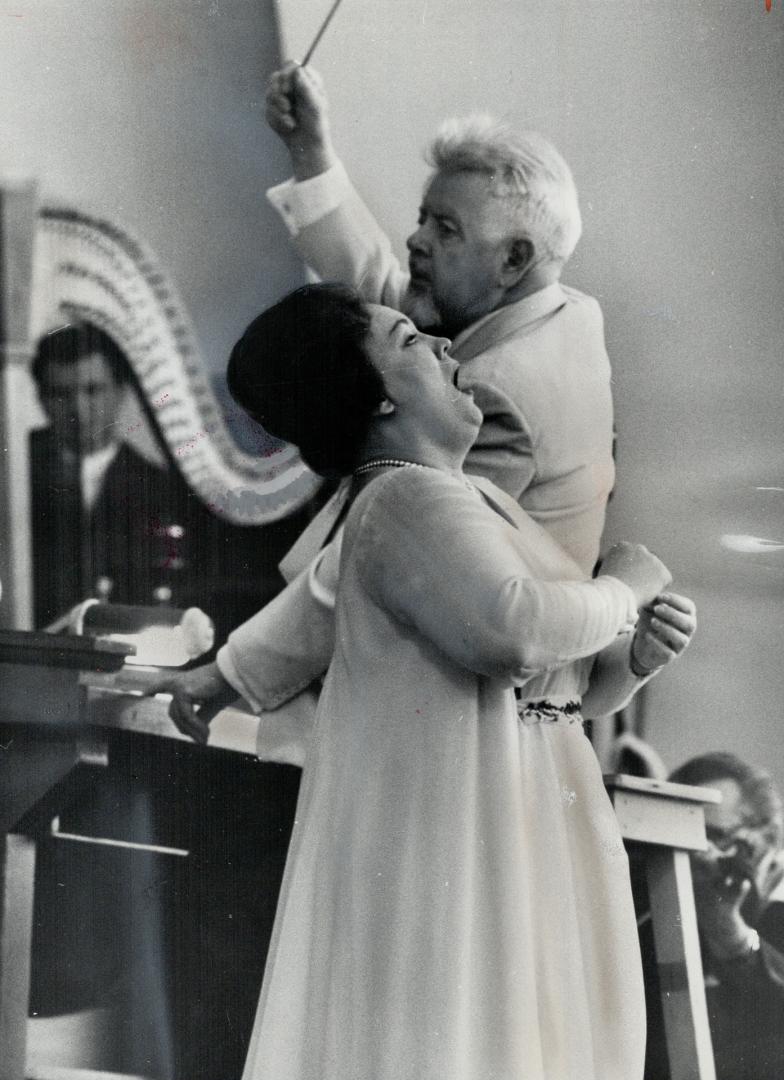 Lois Marshall and Sir Ernest MacMillan in action