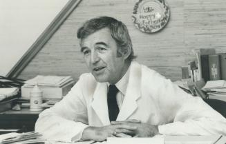 An ear, nose and throat specialist, Doctor Simon McGrail got his start in showbiz when Englebert Humperdinck came to town and lost his voice. Since th(...)