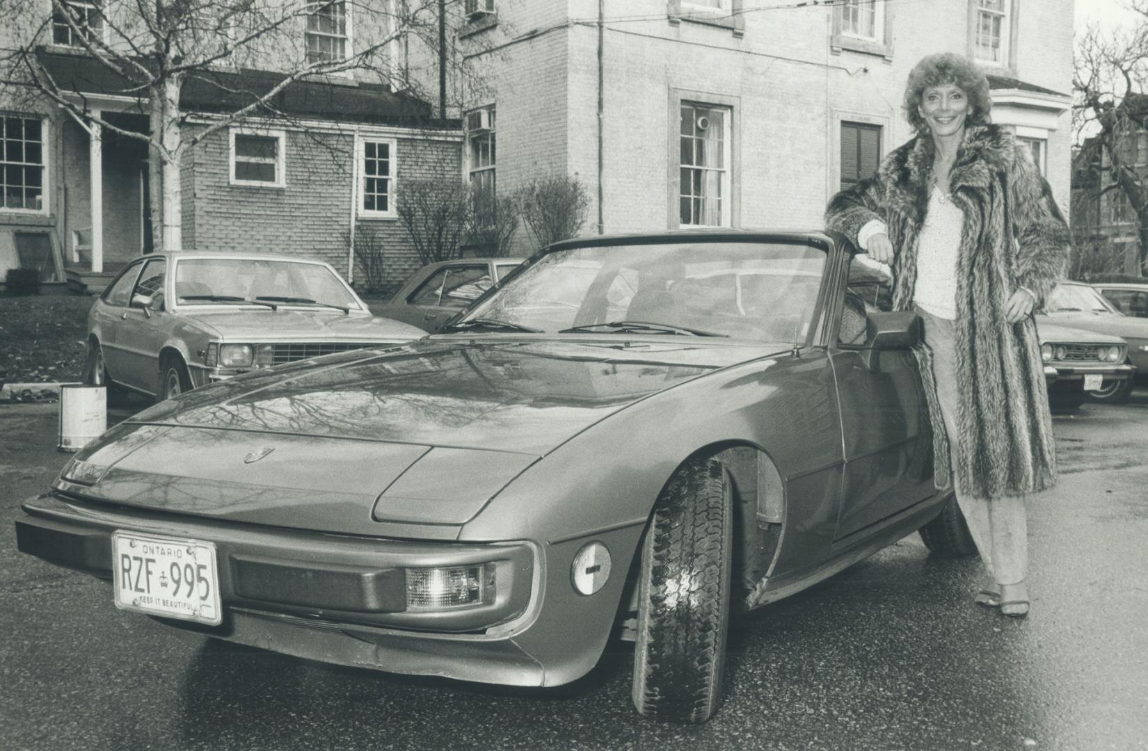 1980 Porsche and a 1951 MG. Owned by a woman in her forties: Both of these are rather eccentric cars, especially the MG. And they're dramatic cars. Th(...)