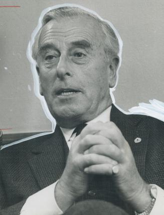 Mountbatten, hero of the Empire