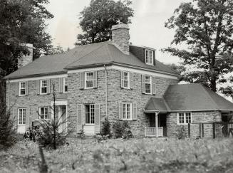 Princess Juliana's new home. Ottawa, July 25.-When Princess Juliana and her two little daughters move into their new suburban Rockcliffe home here in (...)