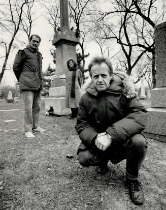 Rebillion anniversary, Cast members from original production of 1837, The Farmers Revolt - Eric Peterson (foreground, David Fox and Clare Coulter - at(...)