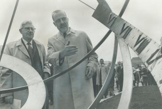 Mayor of all the people' gives us a sundial