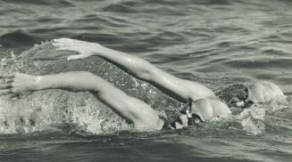 Symphony in motion, The Puntous Twins, Patricia and Sylviane, move in perfect unison, whether it's in the pool where they swim 10 miles a week, or running 70 miles a week over the mountains