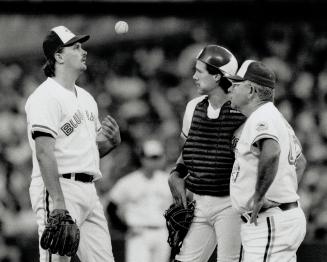 A bad night: David Wells flips ball in frustration after another Boston homer