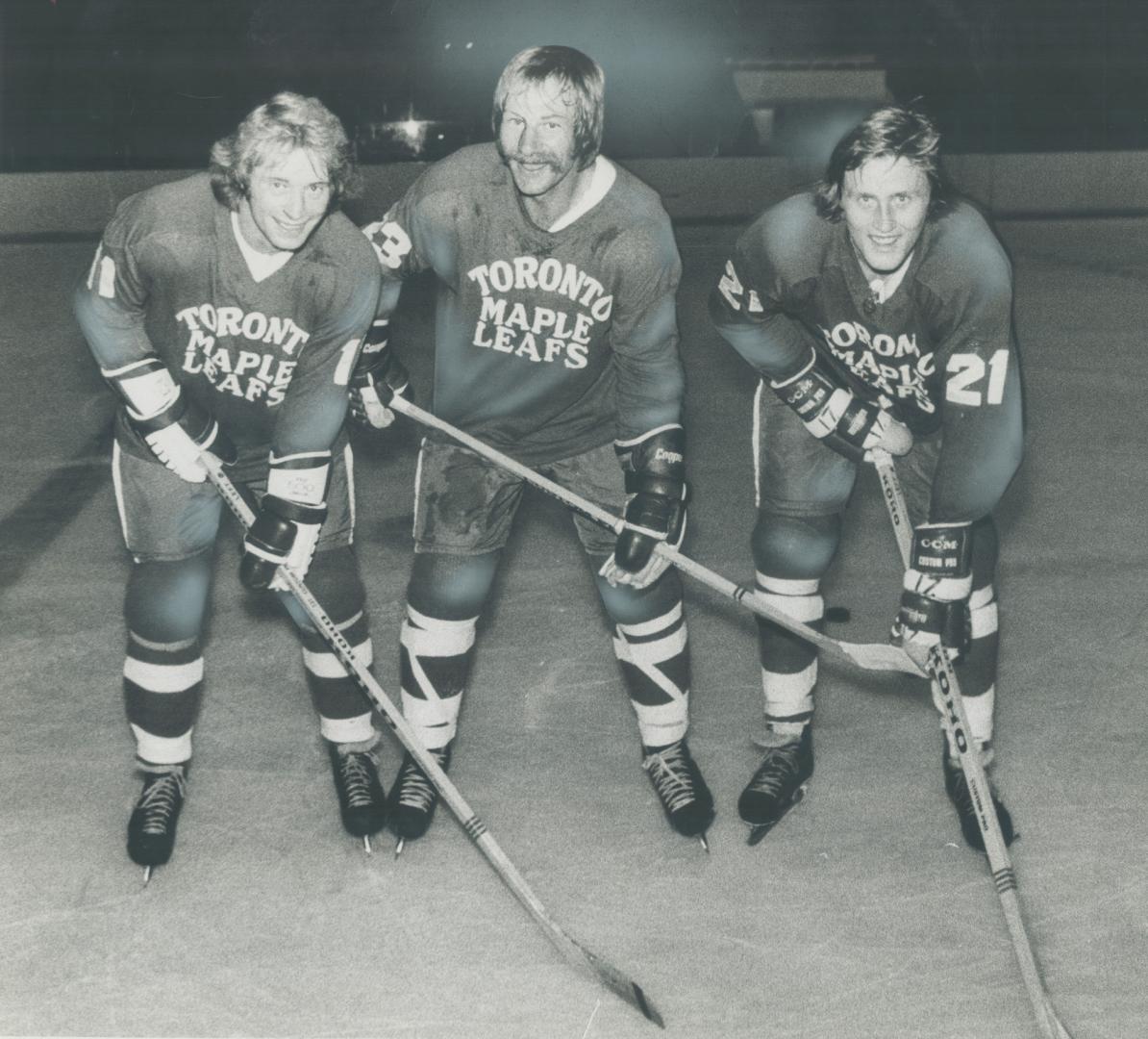 Shack's Back! Eddie Shack, sporting gay '90s handlebar moustache, turned up yesterday to skate with Leaf rookies prior to training camp Monday at Gard(...)